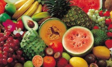 Trooppiset hedelmät Alanyassa